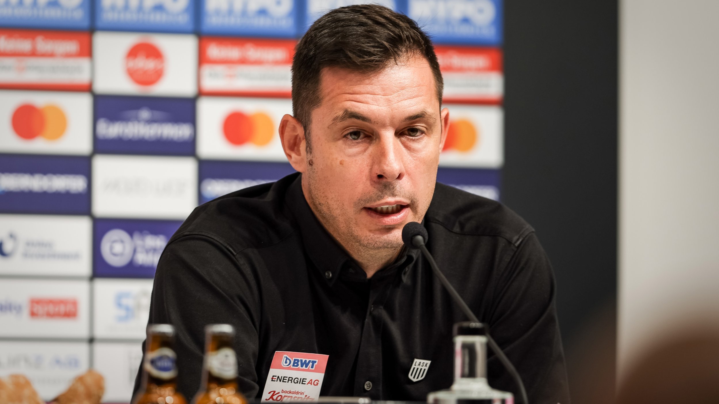 Verliert der <a href='/de/daten/news/fussball/lask/' class='tag'>LASK</a> seinen Sport-Geschäftsführer?