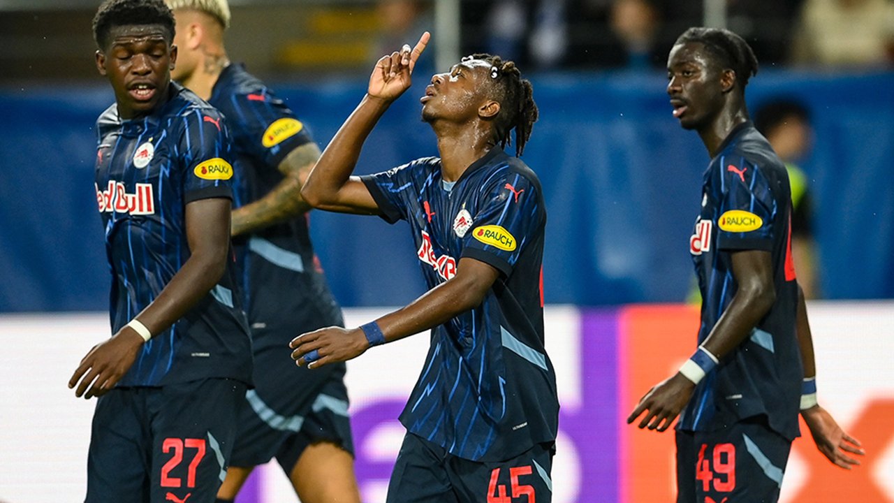 Salzburg macht großen Schritt in Richtung <a href='/de/daten/news/champions-league/' class='tag'>Champions League</a>