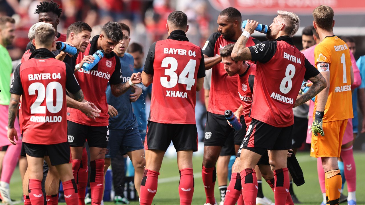 Leverkusen startet Titelverteidigung bei Gladbach