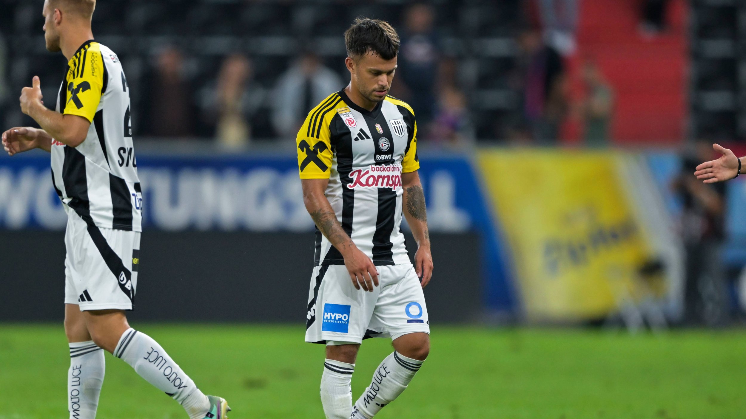 <a href='/de/daten/news/fussball/lask/' class='tag'>LASK</a> holt zuhause nur ein Remis gegen Bukarest