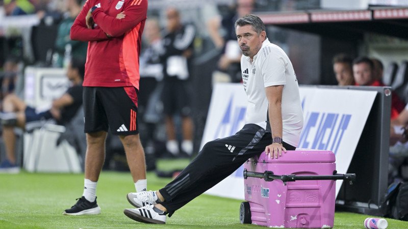 <a href='/de/daten/news/fussball/lask/' class='tag'>LASK</a> hadert mit Remis: "Wir haben die Kontrolle verloren"