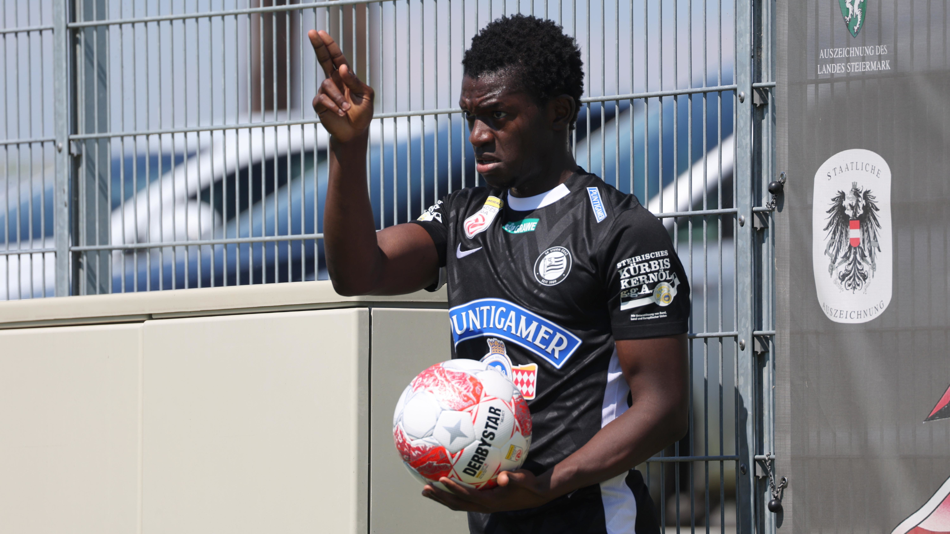 Sturms Dante vor Absprung in die Schweiz?