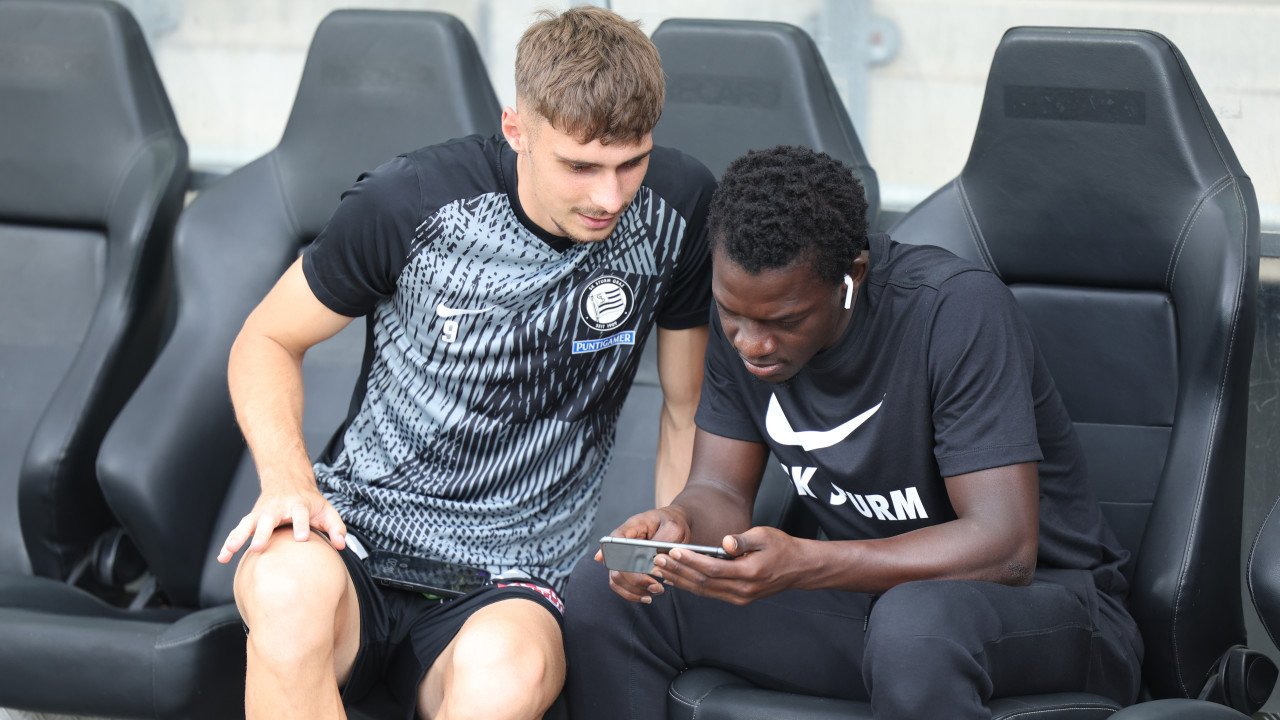 Fix! Sturm-Kicker zieht es nach <a href='/de/daten/news/portugal/' class='tag'>Portugal</a>