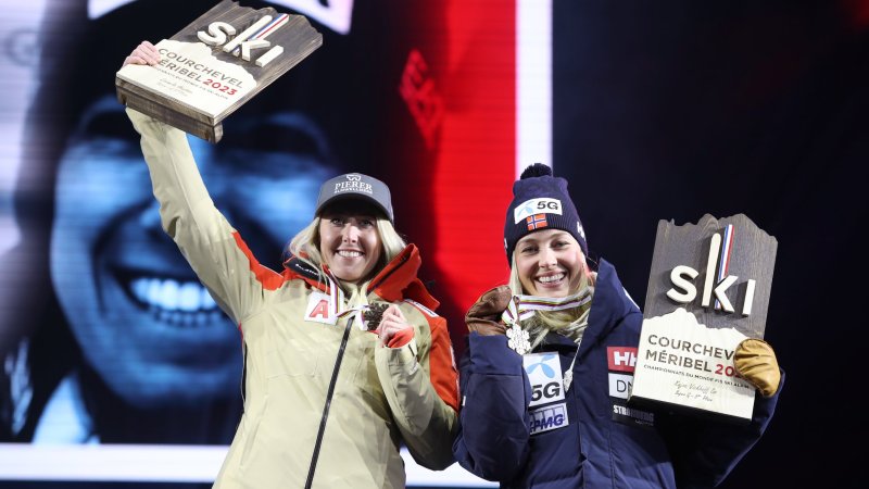 Leidensweg von "Comeback-Conny": Hütters Karriere in Bildern