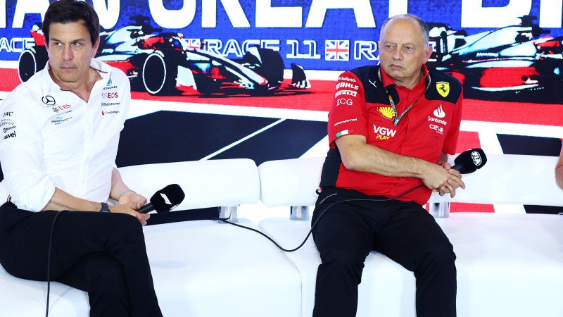Wegen Hamilton: Schwierige Telefonate für <a href='/de/daten/news/ferrari/' class='tag'>Ferrari</a>-Boss
