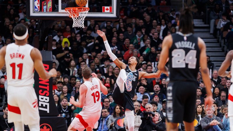 Pöltl & Co. sind bei "Wemby"-Show nur Zuseher