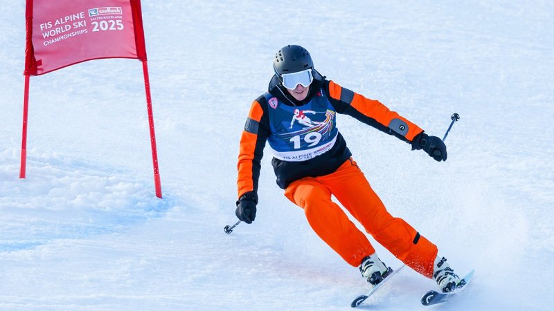 "Klassentreffen" der Ski-Legenden - Bilder aus Saalbach