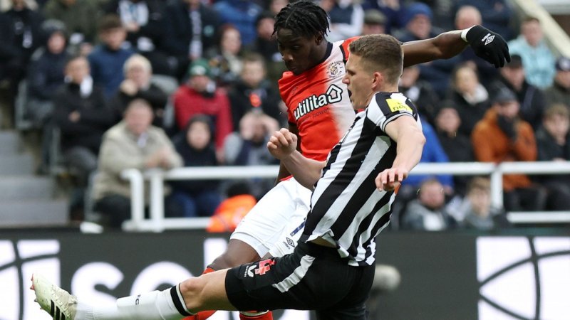 Newcastle liefert sich mit Aufsteiger wildes Torspektakel