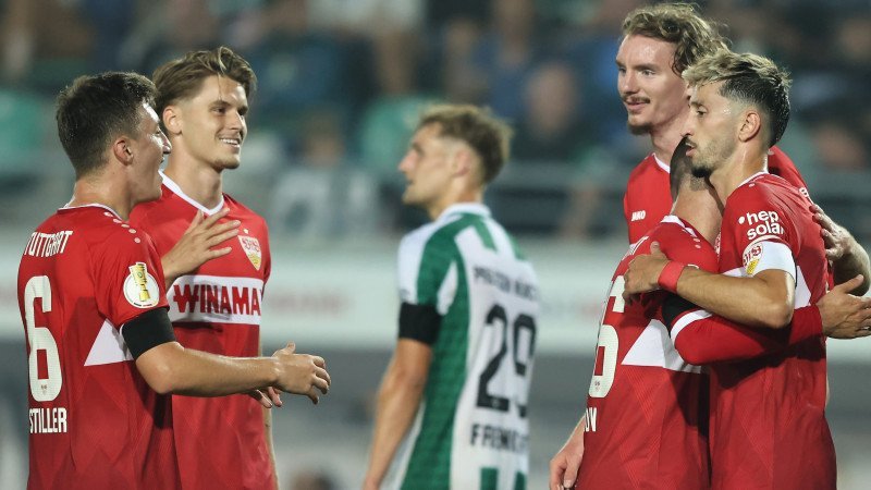 Erster Pflichtspielsieg! Stuttgart in Münster ohne Probleme