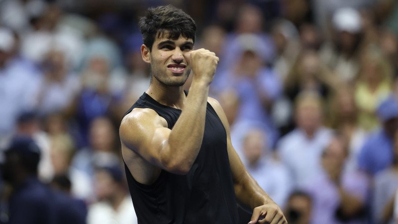 Alcaraz zieht in zweite US-Open-Runde ein