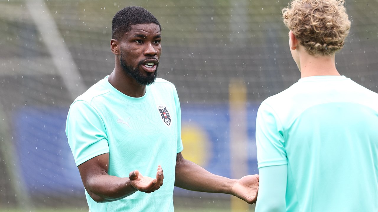 Für Transfer: <a href='/de/daten/news/fussball/kevin-danso/' class='tag'>Kevin Danso</a> am Mittwoch in Italien erwartet