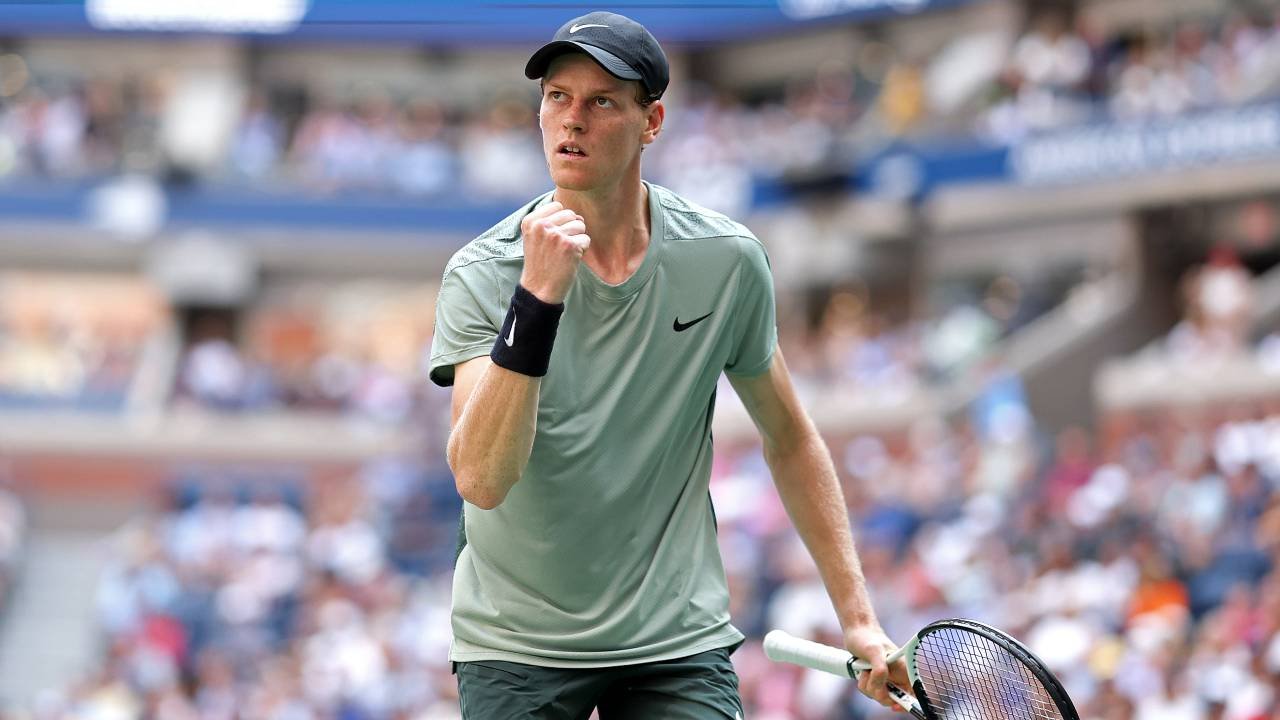 Sinner zieht im Eiltempo in dritte US-Open-Runde ein