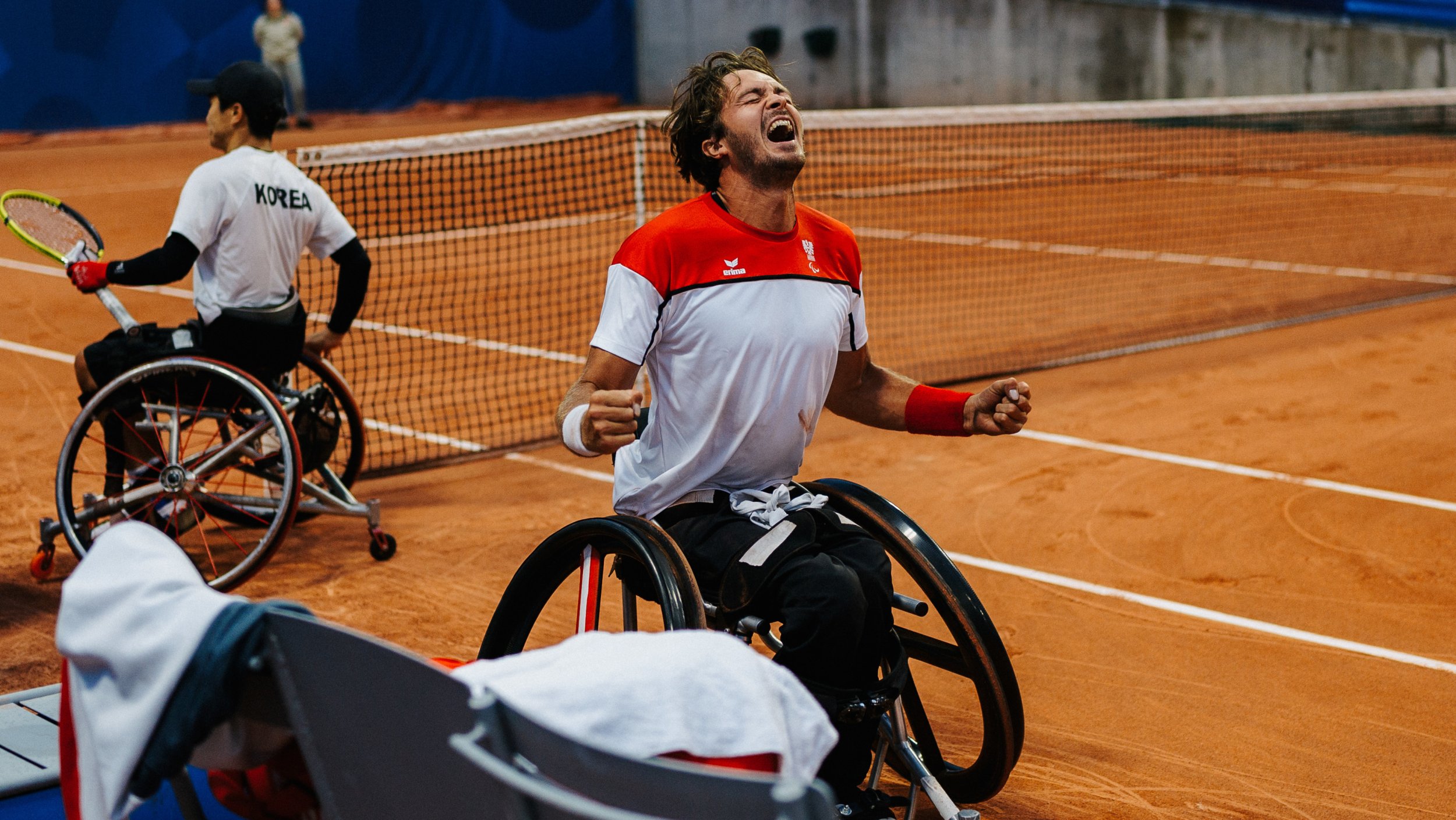 Langmann nach Triumph: "Sind in f****** Roland Garros!"