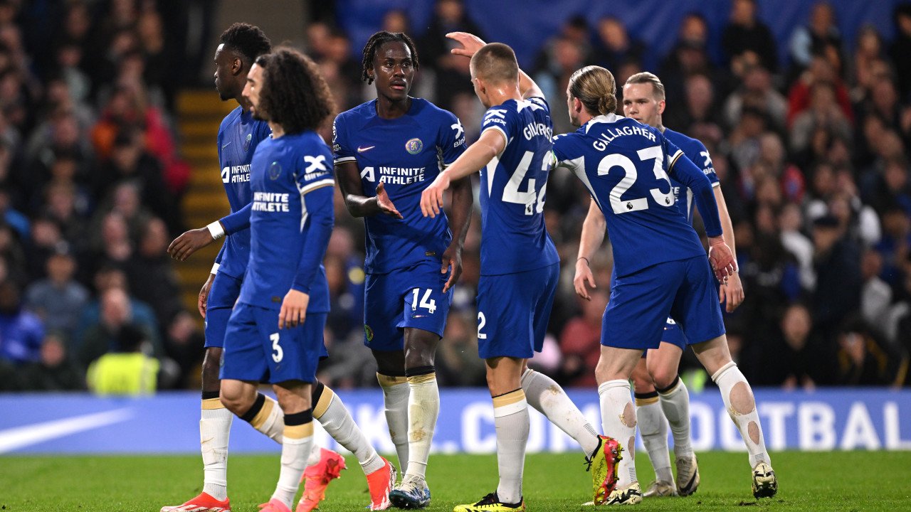 <a href='/de/daten/news/oliver-glasner/' class='tag'>Oliver Glasner</a> bedient sich beim <a href='/de/daten/news/fussball/fc-chelsea/' class='tag'>FC Chelsea</a>