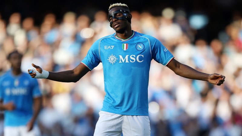 Transfer-Matz eskaliert: Napoli streicht Star aus dem Kader