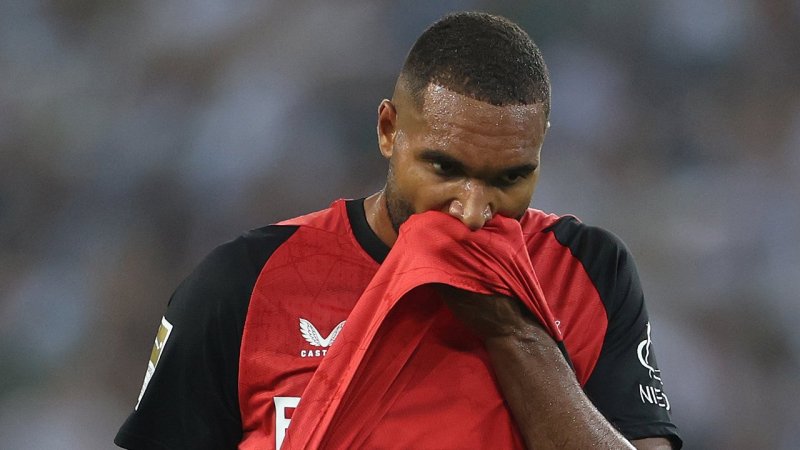 Tah-Berater geht auf Leverkusen-Geschäftsführer los