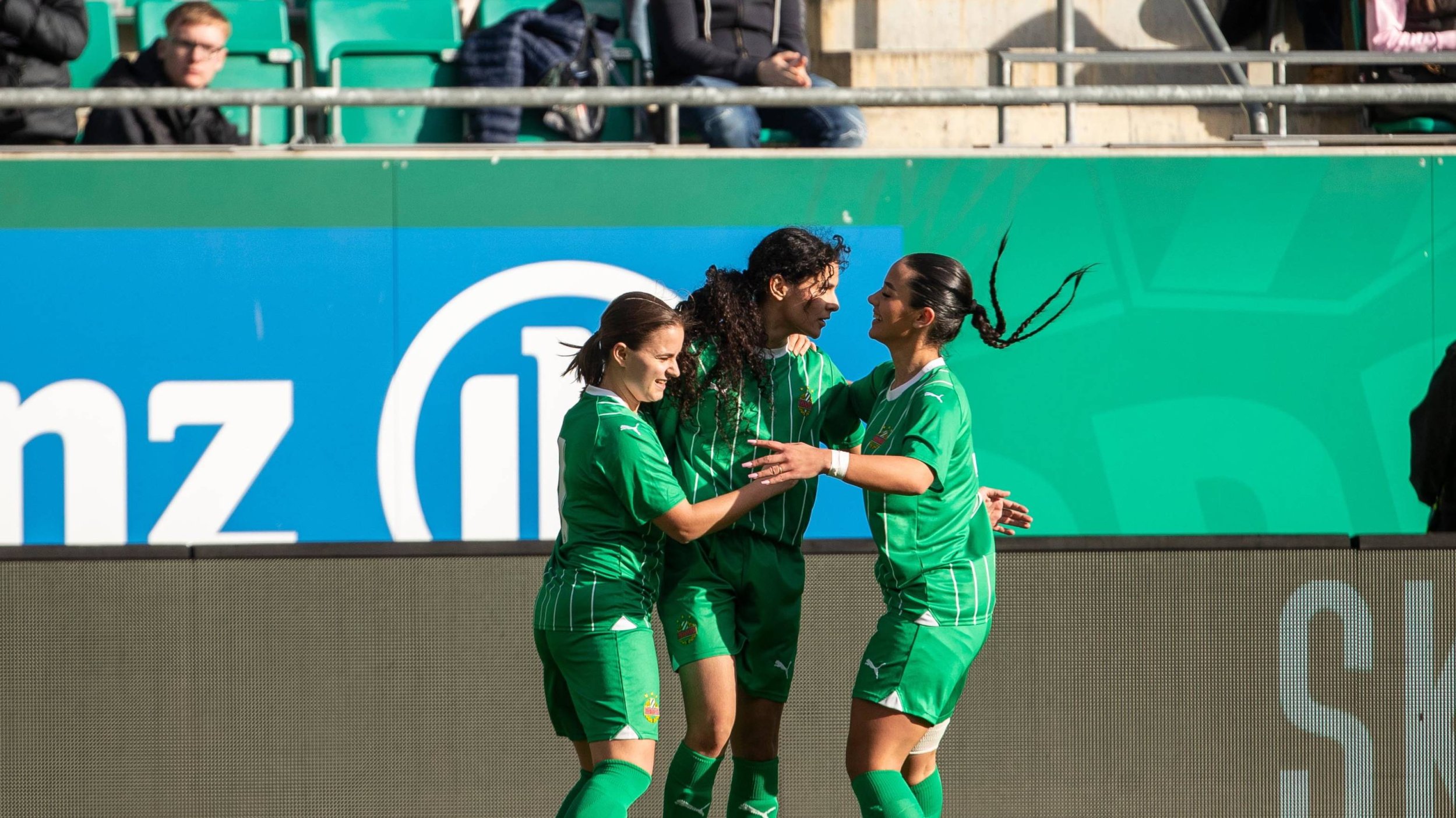 Rapid startet mit Kantersieg in Frauen-Landesliga