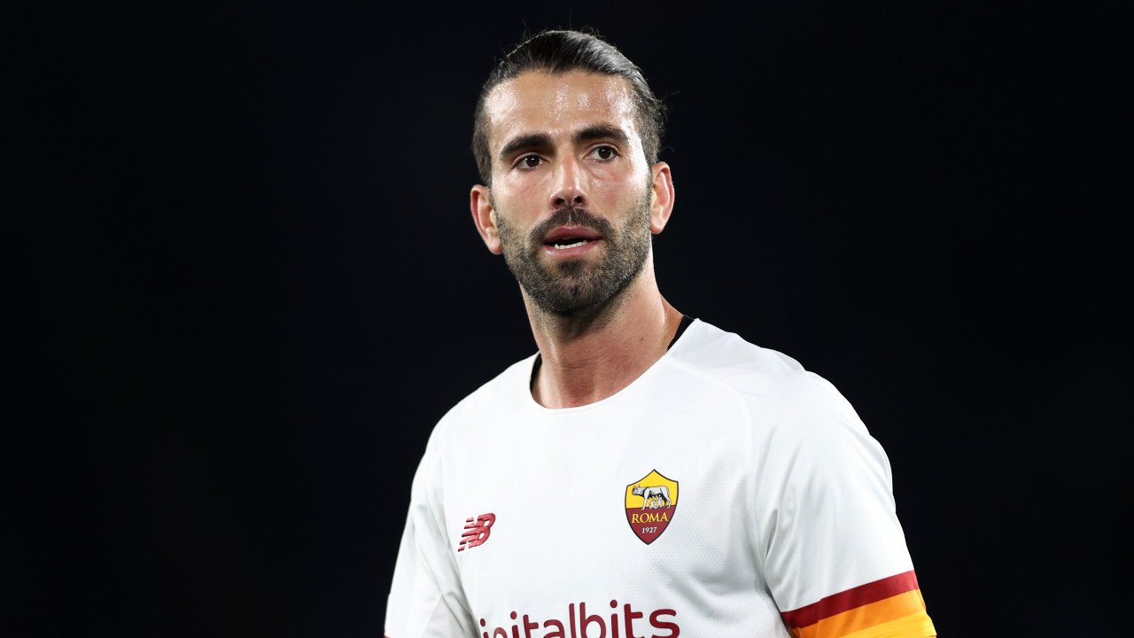 Olympiakos angelt sich portugiesischen Nationalspieler