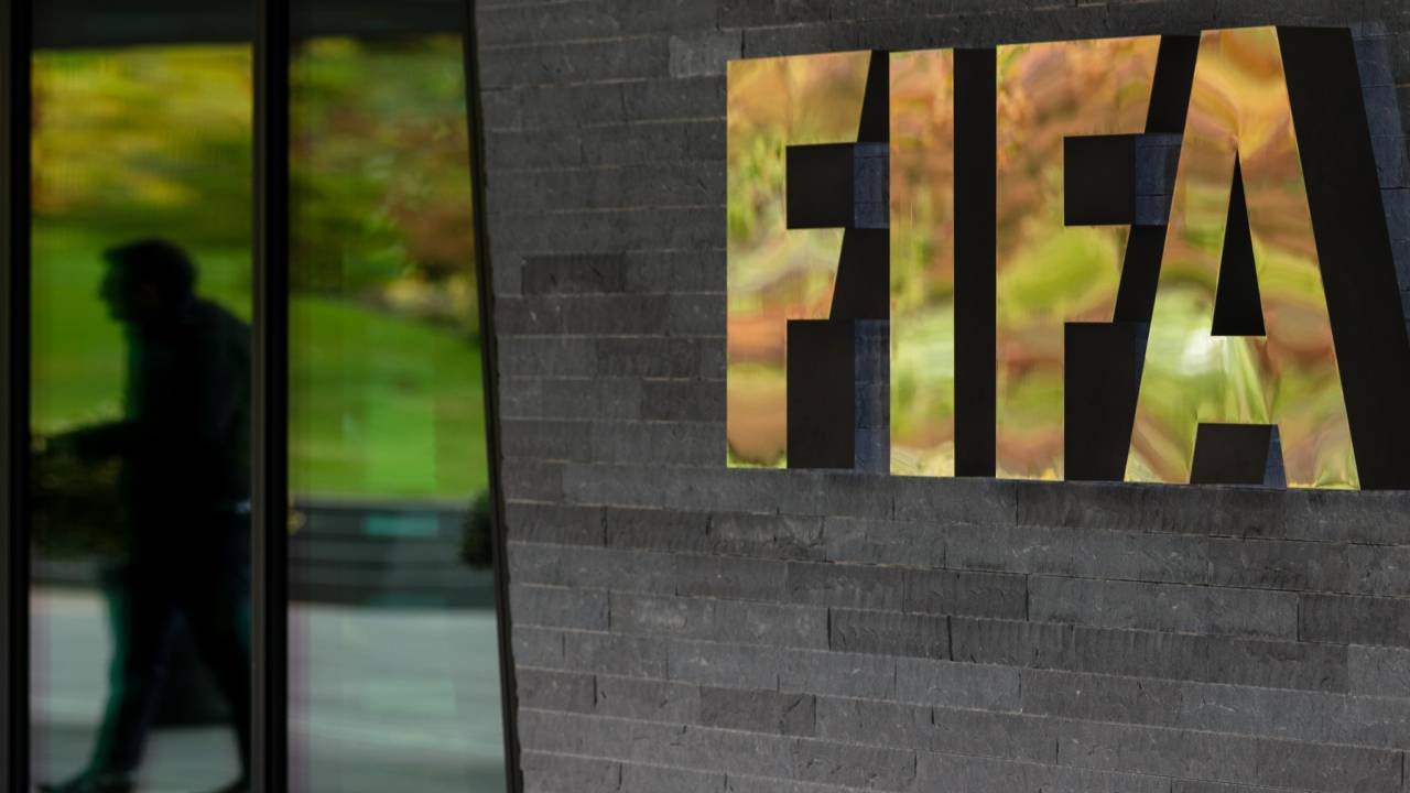FIFPro prangert erneut dichten Spielkalender an
