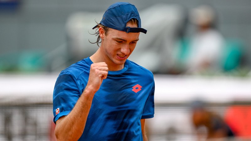 Neumayer beschenkt sich in Tulln mit Semifinale