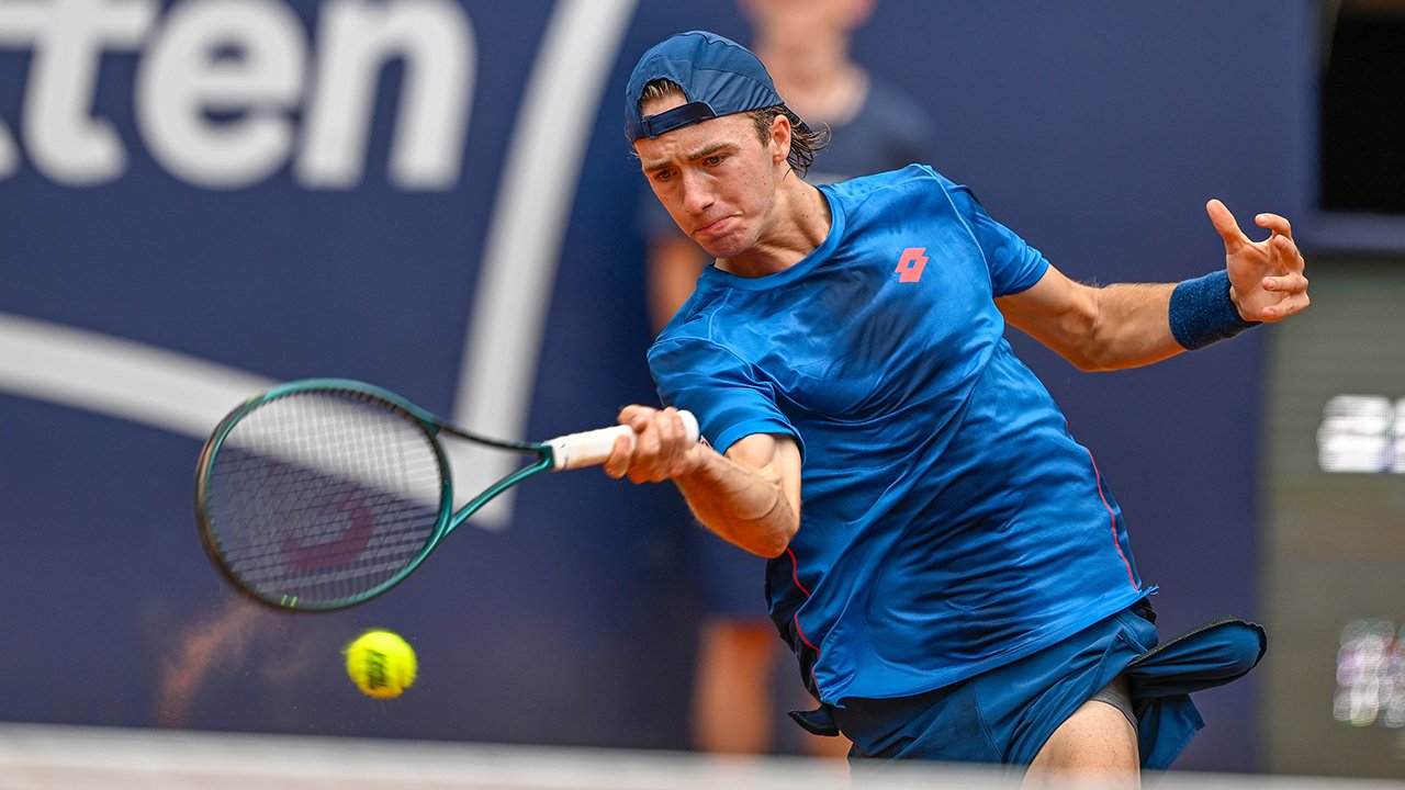 <a href='/de/daten/news/lukas-neumayer/' class='tag'>Lukas Neumayer</a> erreicht das Finale in Tulln!