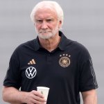 DFB: Völler tritt 2026 ab, Abschiedsfeier für Neuer & Co.