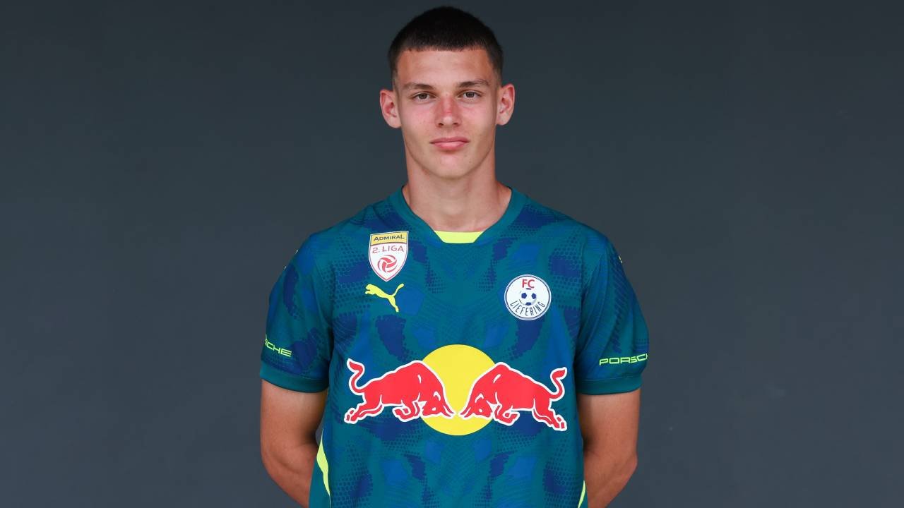 Red Bull Salzburg zieht Torhüter-Talent von Liefering hoch
