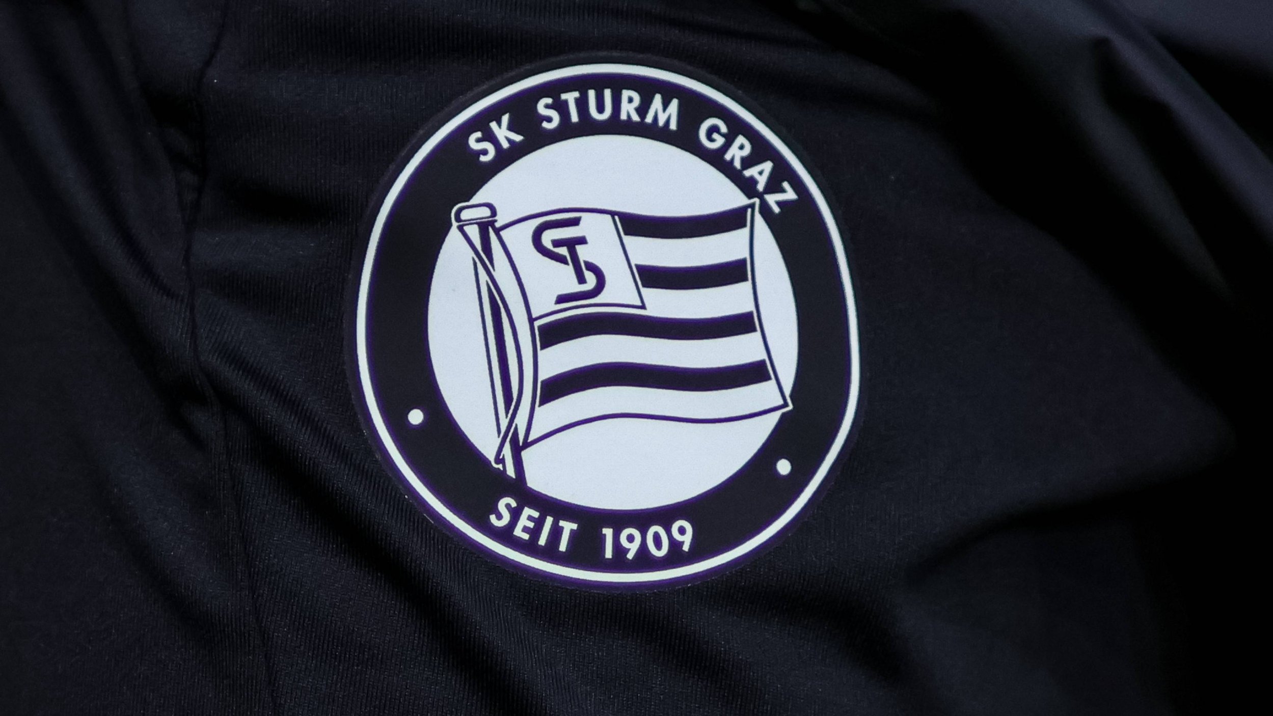 Sturm Graz präsentiert neue Champions-League-Trikots