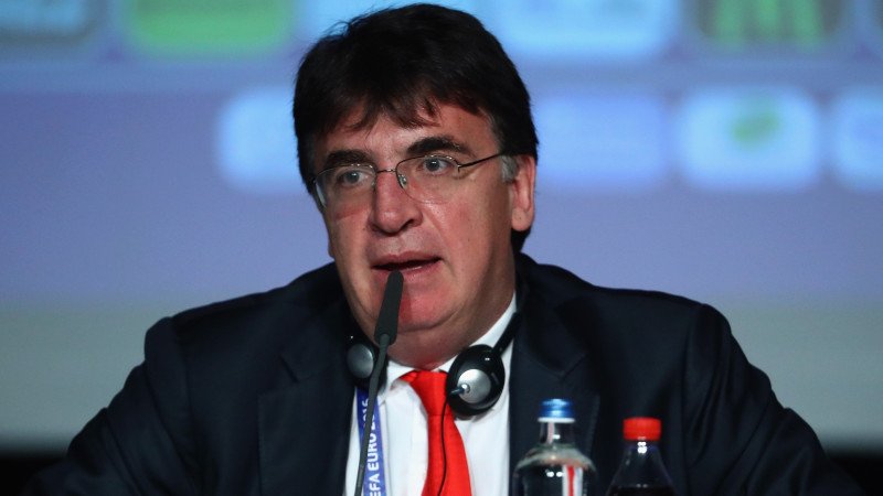 UEFA warnt England vor Einführung von Regulierungsbehörde