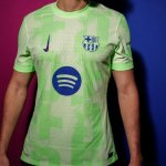 FC Barcelona präsentiert drittes Trikot