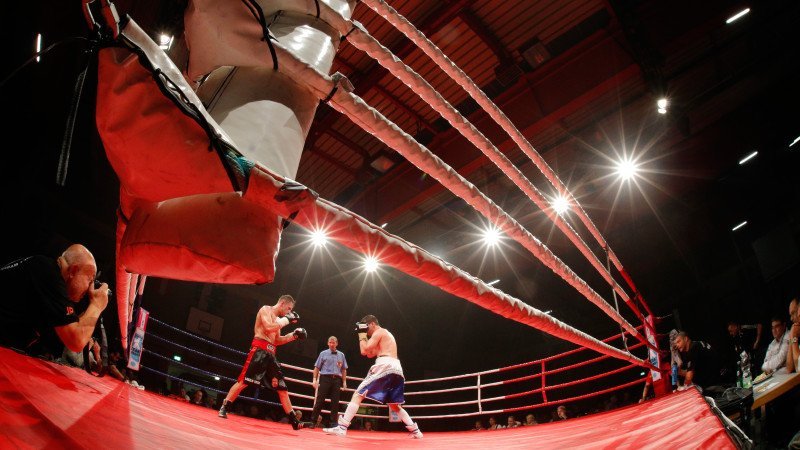 Neustart der Box-WM geht in England über die Bühne
