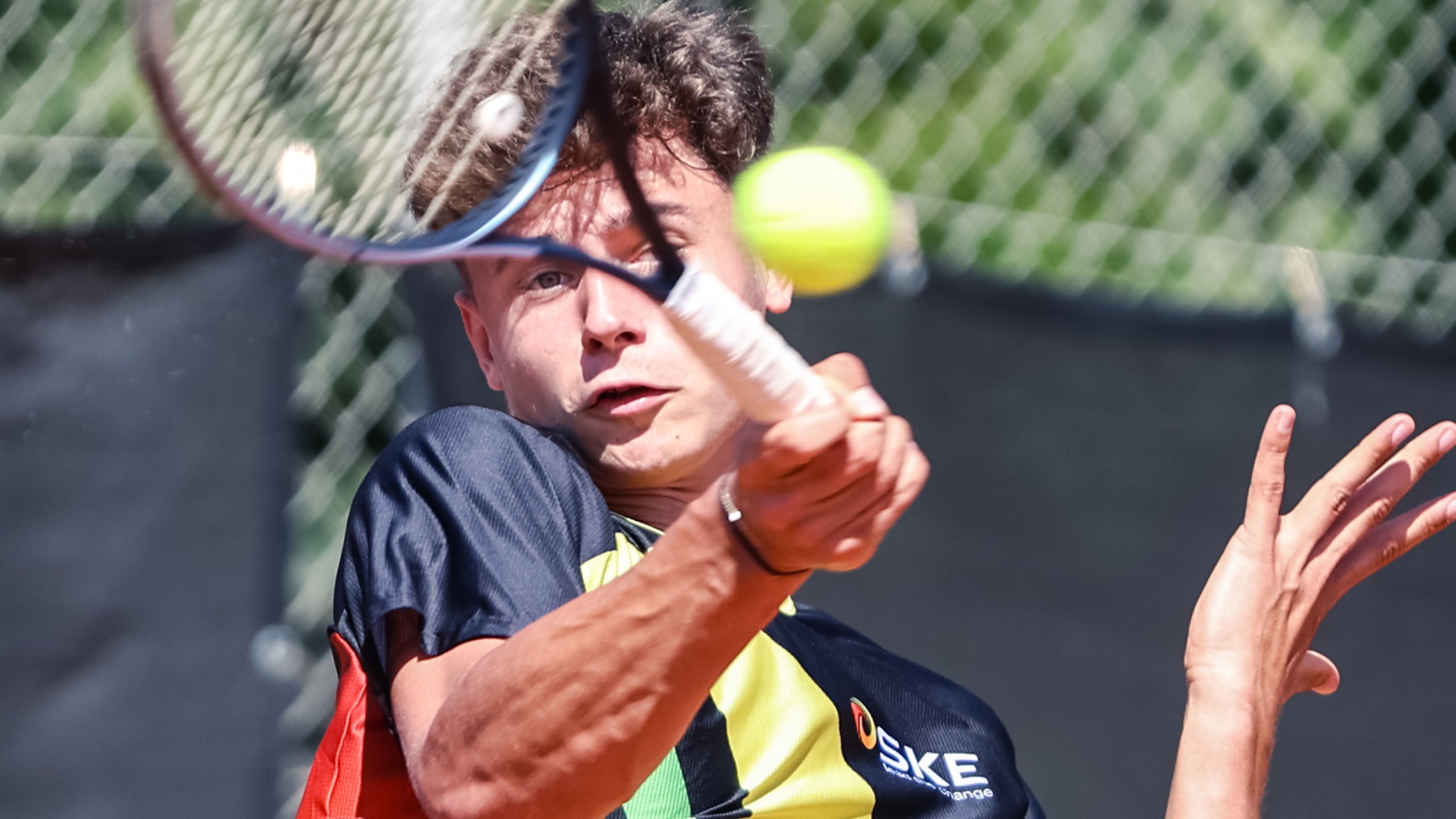 Nico Hipfl verliert bei U18-EM im Viertelfinale