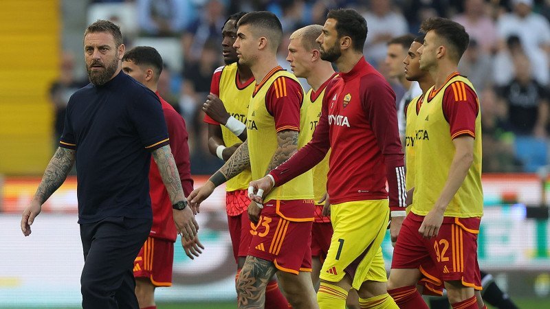 Irre Wende! Roma-Spieler fordern Rückkehr von De Rossi