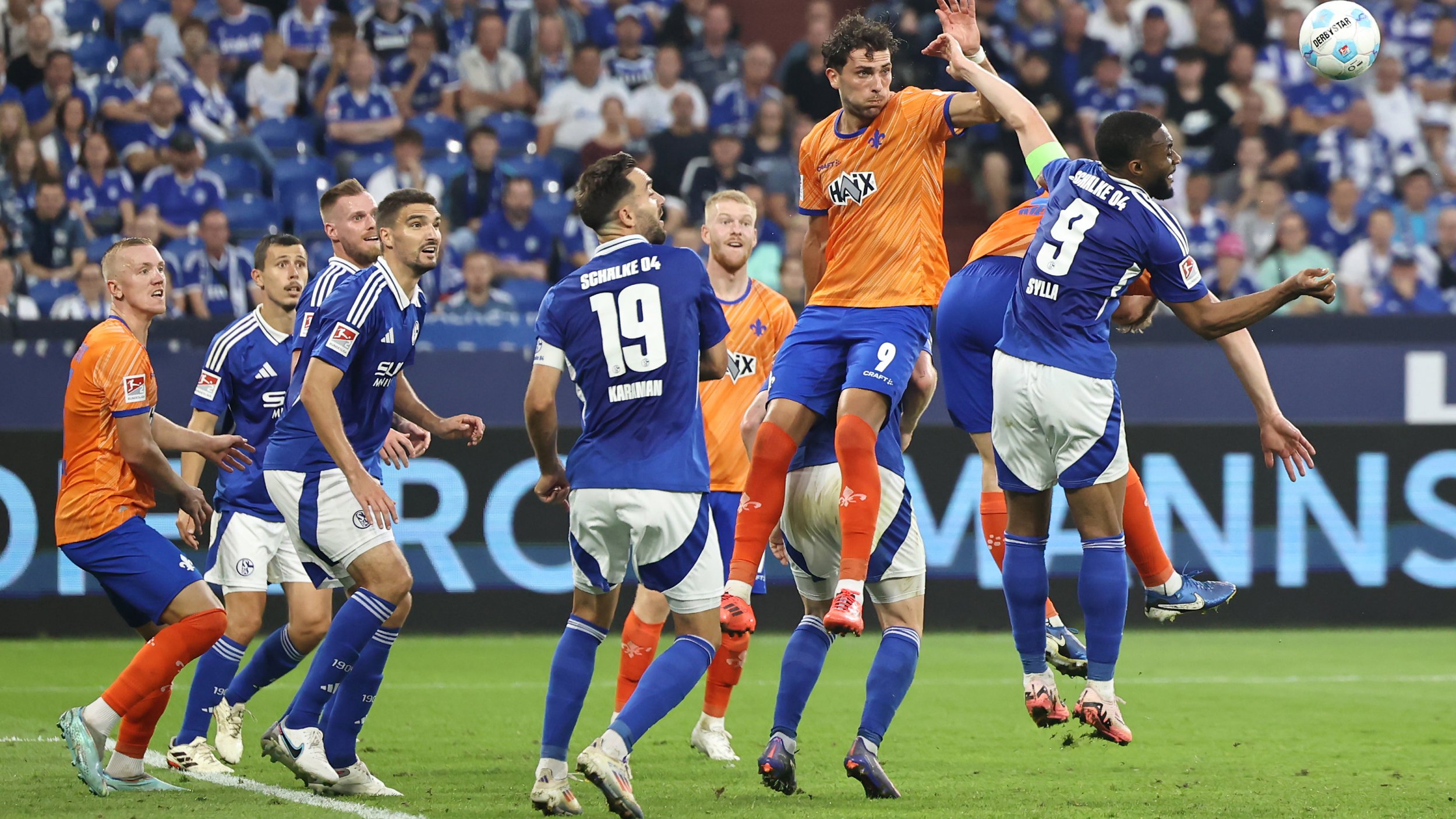 Acht Tore! Darmstadt gewinnt irre Partie auf Schalke