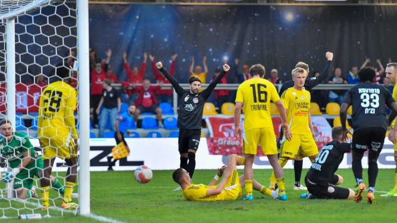 Zehn "Falken" ringen den SV Lafnitz nieder