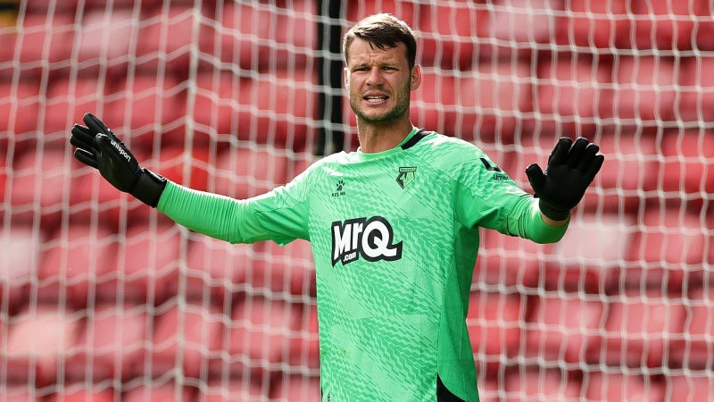Bitter! ÖFB-Keeper Bachmann muss bei Pleite verletzt runter