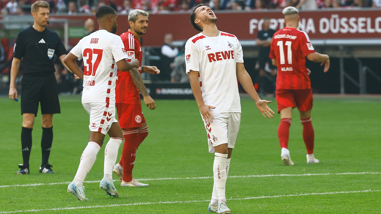 Strubers Köln schenkt im Derby gegen Düsseldorf Sieg her