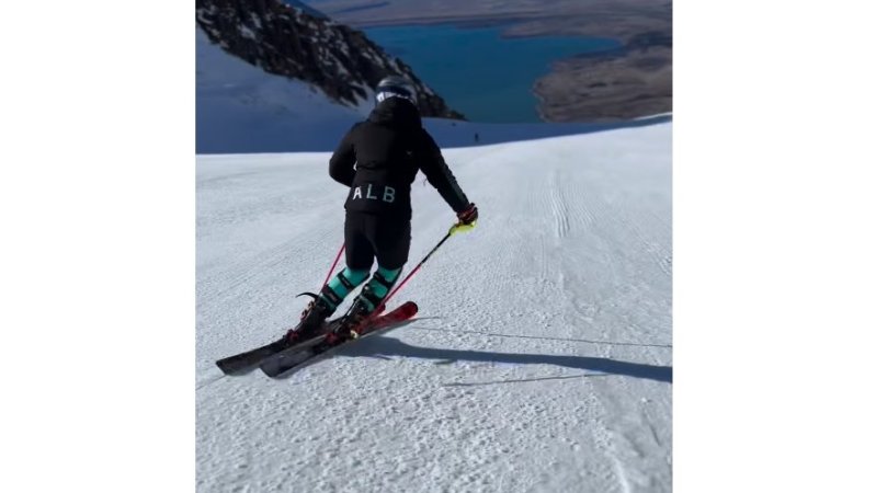 Zwischen Training und Social Media: Ski-Stars in den Anden