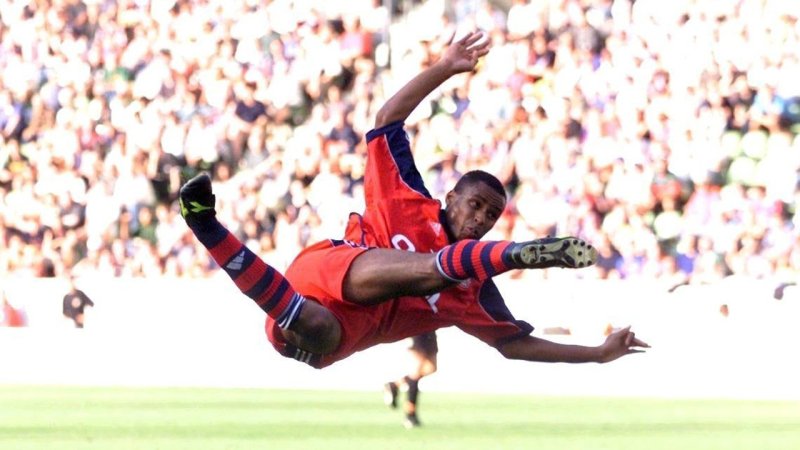Überläufer: Diese Stars spielten für Bayern und Leverkusen