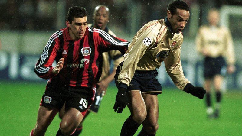 Überläufer: Diese Stars spielten für Bayern und Leverkusen