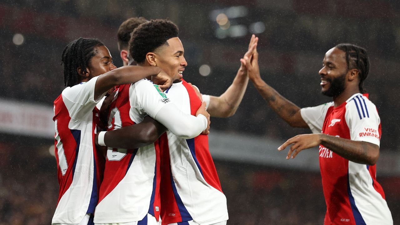 Arsenal steigt mühelos ins Achtelfinale des <a href='/de/daten/news/american-football/efl/' class='tag'>EFL</a>-Cups auf