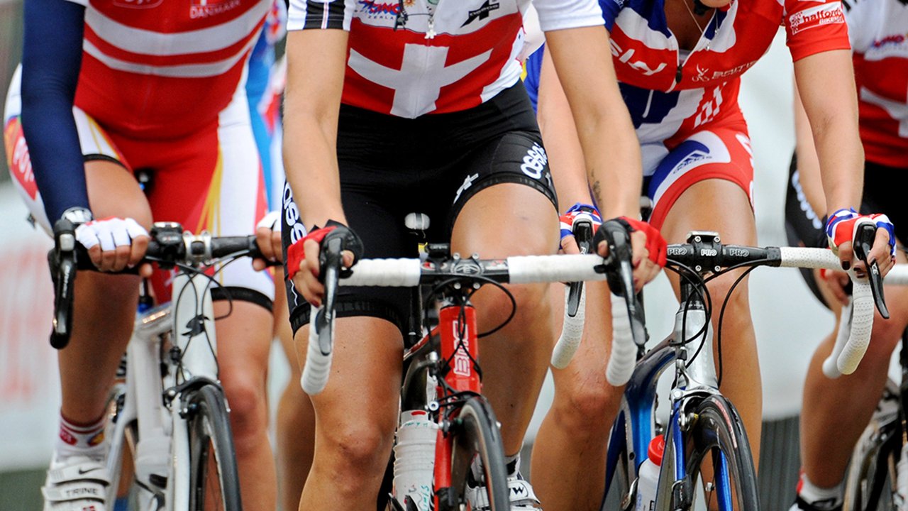 Schwerer Rad-Sturz: Schweizerin in "kritischem Zustand"