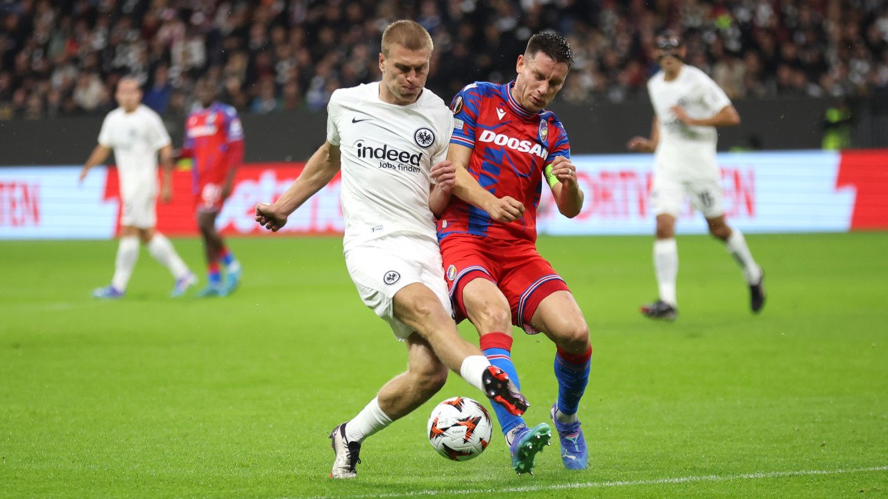 Frankfurt gibt sicher geglaubten Sieg aus der Hand