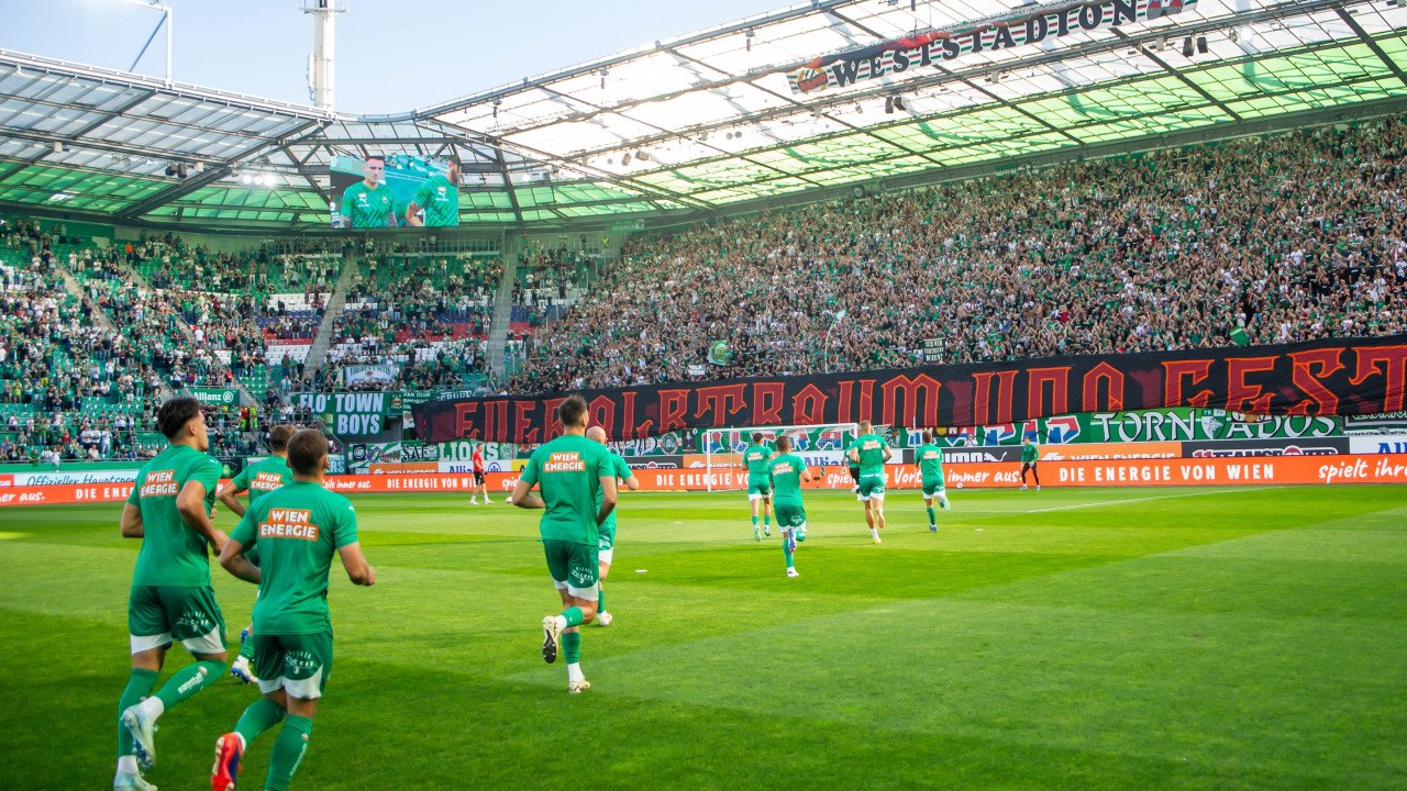 <a href='/de/daten/news/wiener-derby/' class='tag'>Wiener Derby</a>: Schwerverletzter ist aus dem Koma erwacht