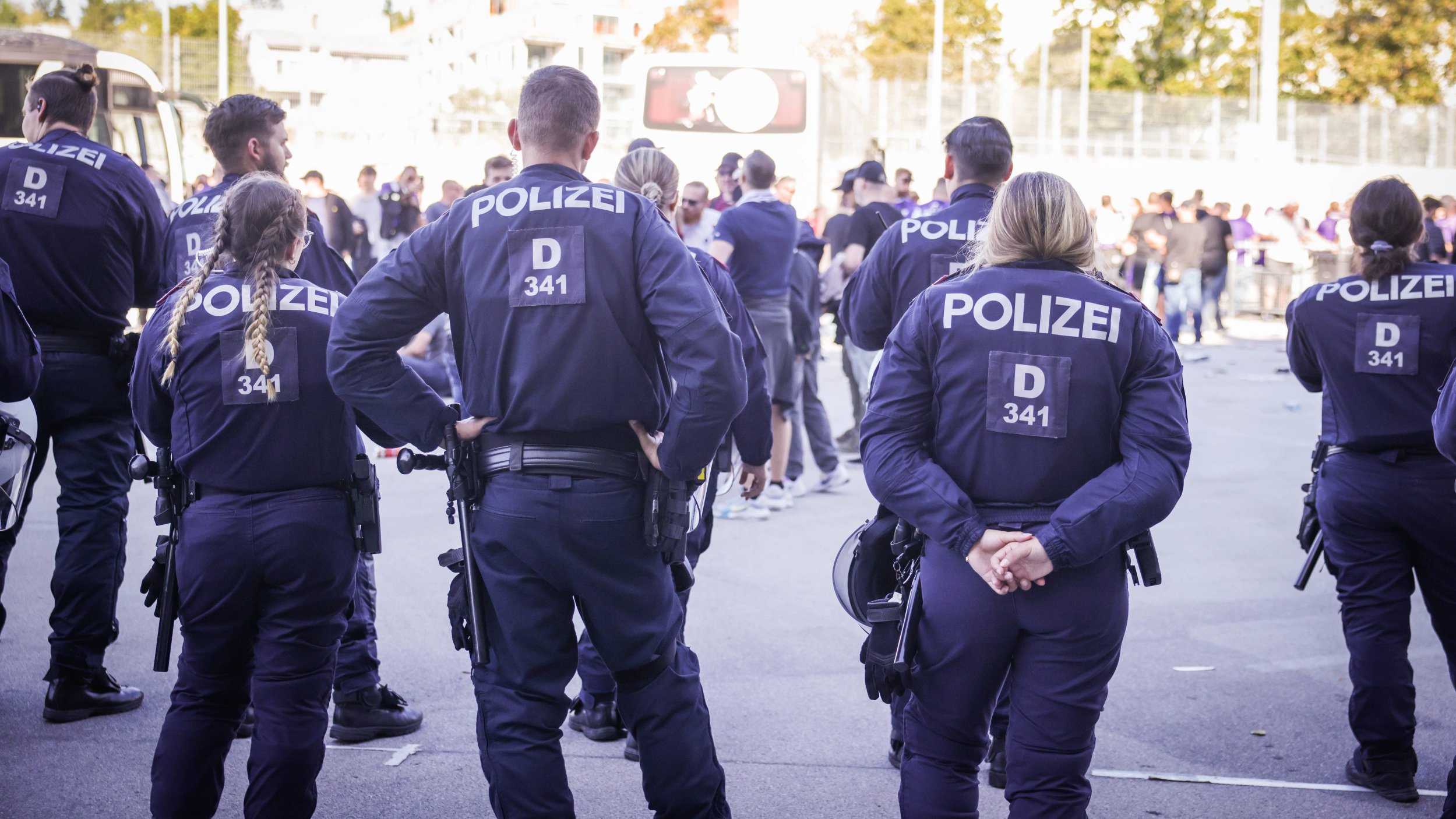 Salzburg - Brest: Polizei konfiszierte Bengalos und Joint