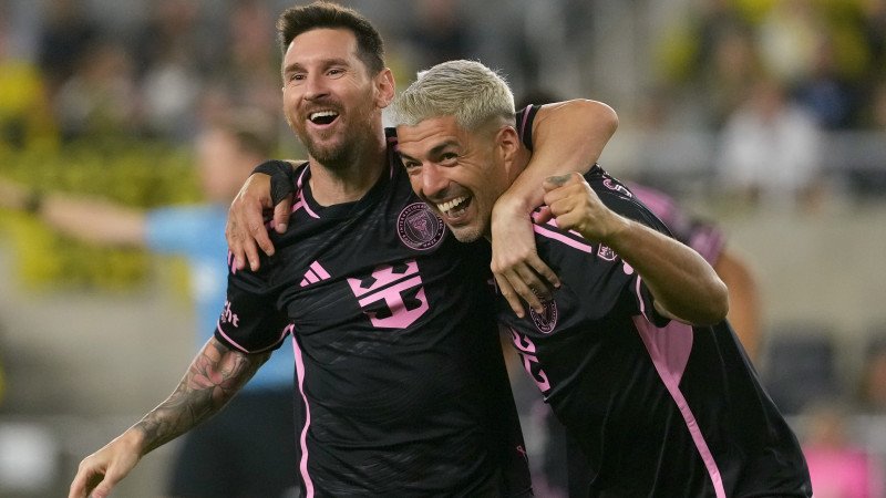 Messi-Doppelpack sichert Inter Miami einen Titel