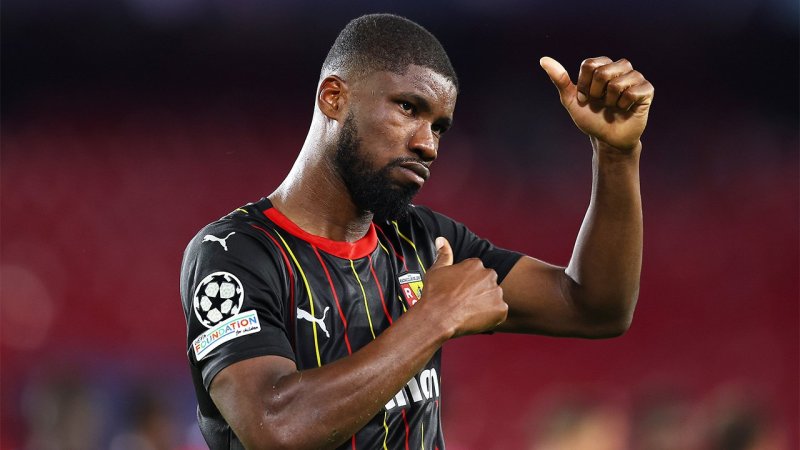 Danso und Lens mühen sich gegen Nachzügler