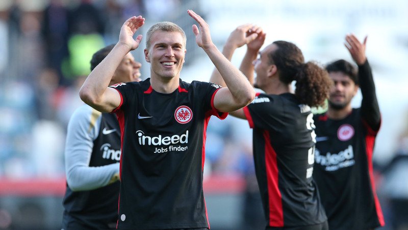 Eintracht winkt die Tabellenführung: "Werden leiden müssen"