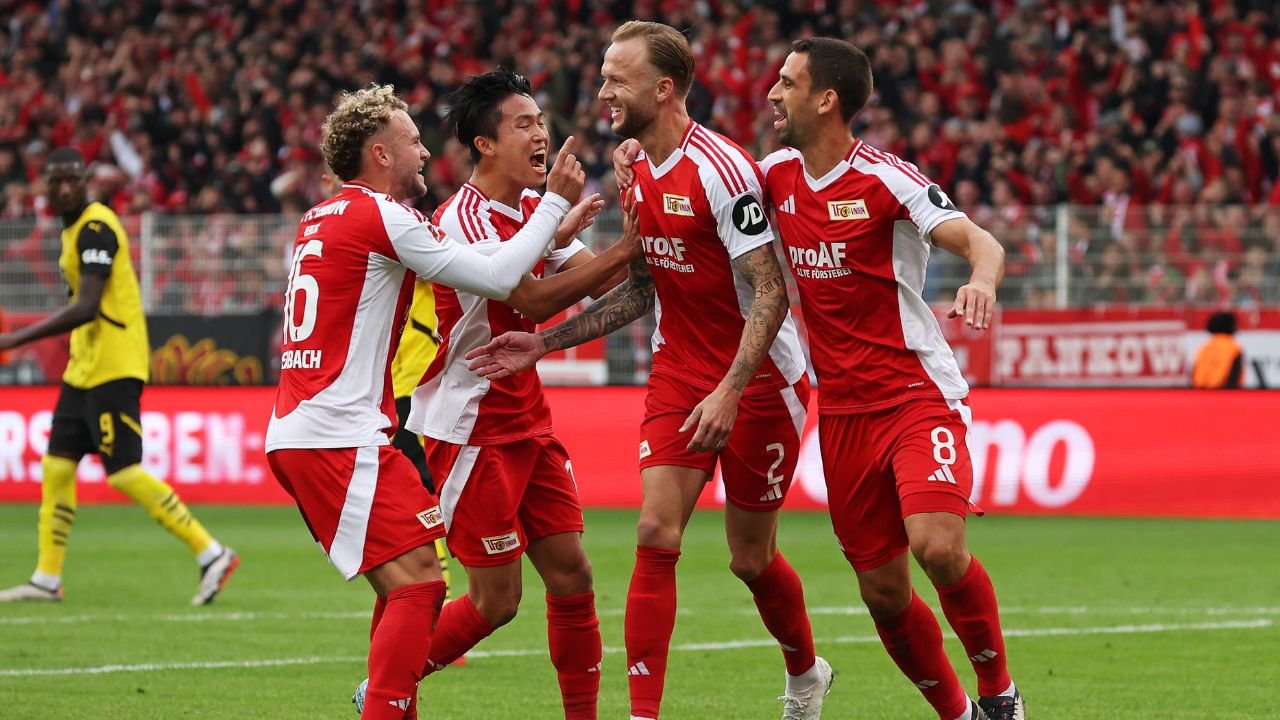 Union Berlin feiert Sieg über <a href='/de/daten/news/fussball/borussia-dortmund/' class='tag'>Borussia Dortmund</a>