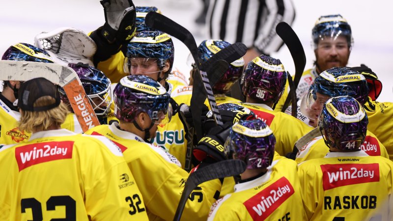 Capitals setzen sich in Graz in der Overtime durch